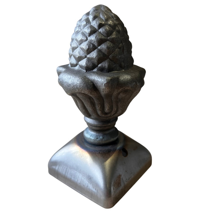 Paalkop Dennenappel 50x50 holle voet